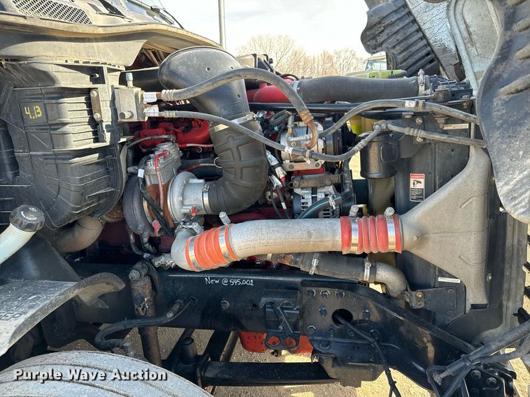 image for item NU9337 2016 Freightliner Cascadia CA125SLP semi truck