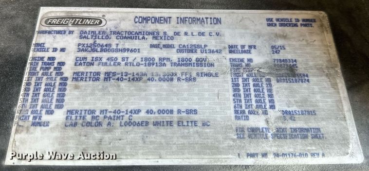 image for item NU9337 2016 Freightliner Cascadia CA125SLP semi truck