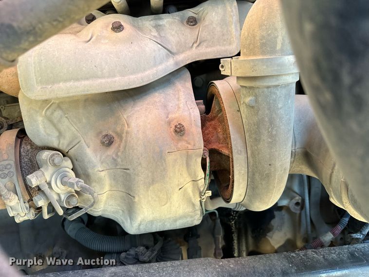 image for item NU9421 2019 Western Star 4700 SB semi truck