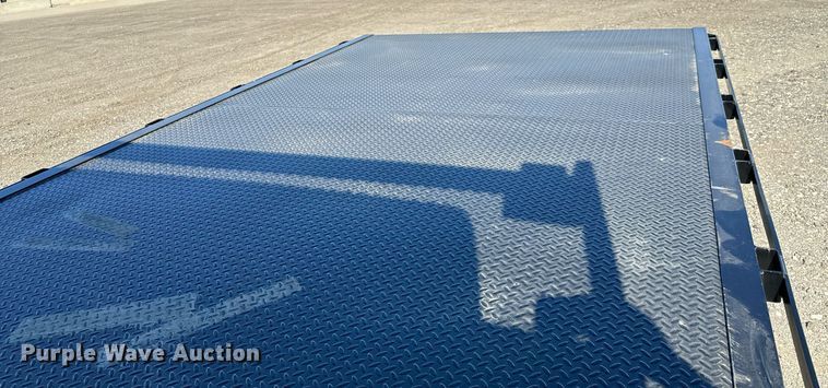 image for item NU9422 2014 Freightliner M106 flatbed truck