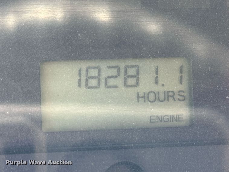 image for item NU9422 2014 Freightliner M106 flatbed truck