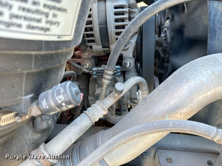 image for item NU9422 2014 Freightliner M106 flatbed truck