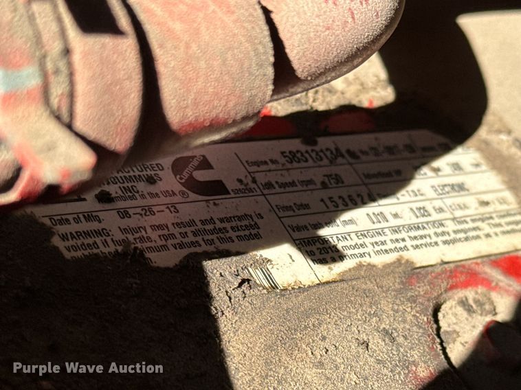 image for item NU9422 2014 Freightliner M106 flatbed truck