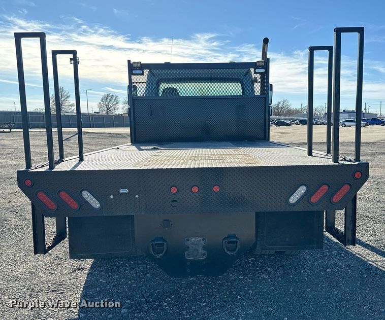 image for item NU9423 2014 Freightliner M106 flatbed truck