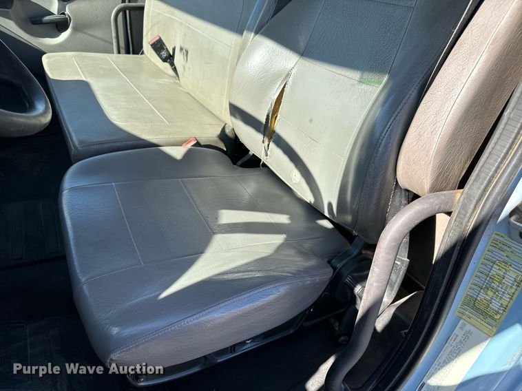 image for item NU9423 2014 Freightliner M106 flatbed truck