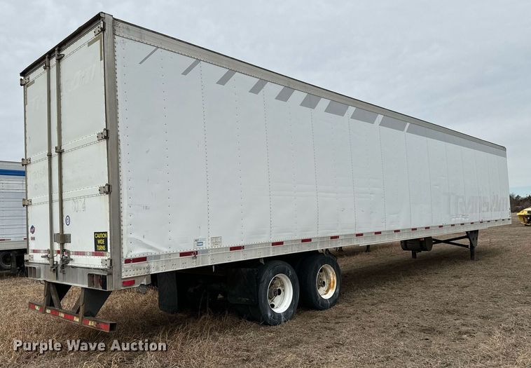 image for item NU9424 2008 Utility refrigerated van trailer