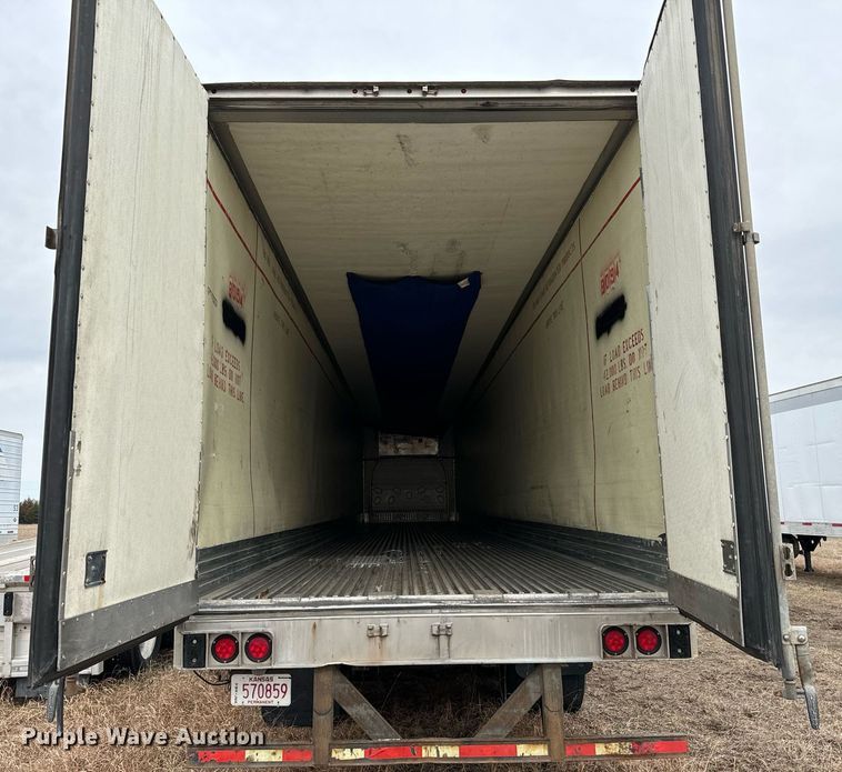 image for item NU9424 2008 Utility refrigerated van trailer