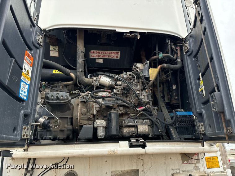 image for item NU9424 2008 Utility refrigerated van trailer