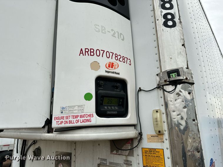 image for item NU9424 2008 Utility refrigerated van trailer