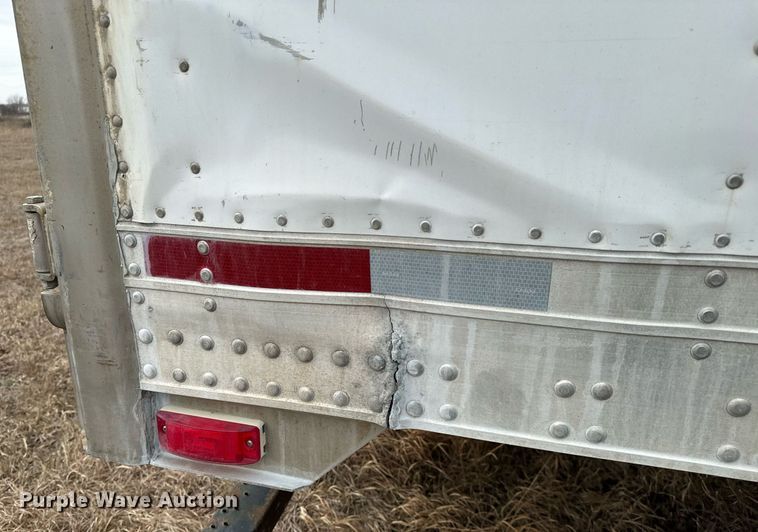 image for item NU9424 2008 Utility refrigerated van trailer