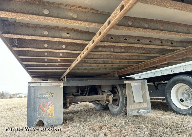 image for item NU9425 2005 Great Dane 7811TZ-1A refrigerated van trailer