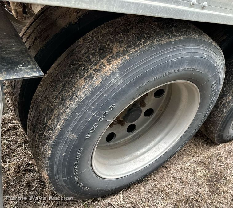 image for item NU9425 2005 Great Dane 7811TZ-1A refrigerated van trailer