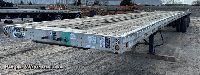 image for item NU9452 2005 Wilson CF 900 flatbed trailer