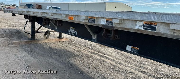 image for item NU9452 2005 Wilson CF 900 flatbed trailer