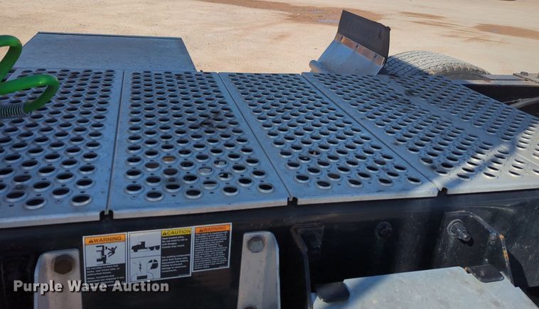 image for item NZ9271 2019 Kenworth T680 semi truck