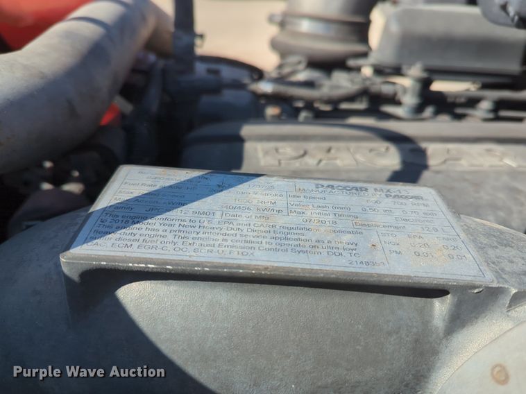 image for item NZ9271 2019 Kenworth T680 semi truck