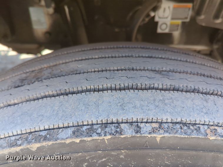 image for item NZ9271 2019 Kenworth T680 semi truck