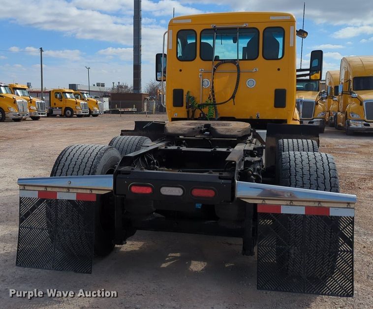 image for item NZ9276 2019 Kenworth T680 semi truck