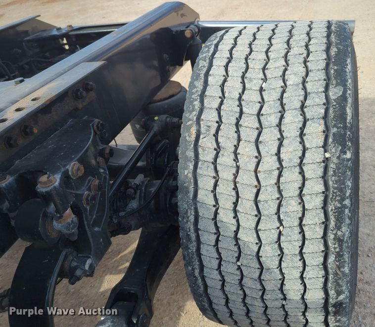 image for item NZ9276 2019 Kenworth T680 semi truck