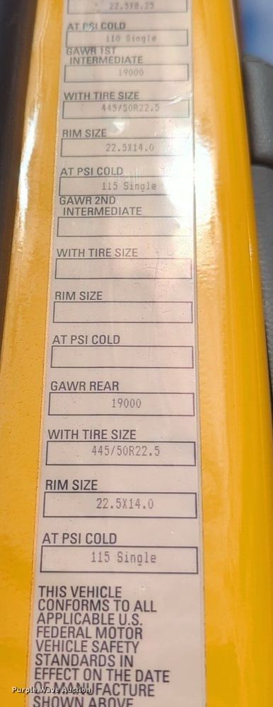 image for item NZ9276 2019 Kenworth T680 semi truck