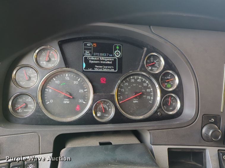 image for item NZ9277 2020 Kenworth T680 semi truck