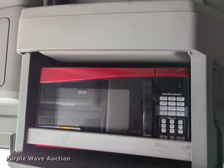 image for item NZ9277 2020 Kenworth T680 semi truck