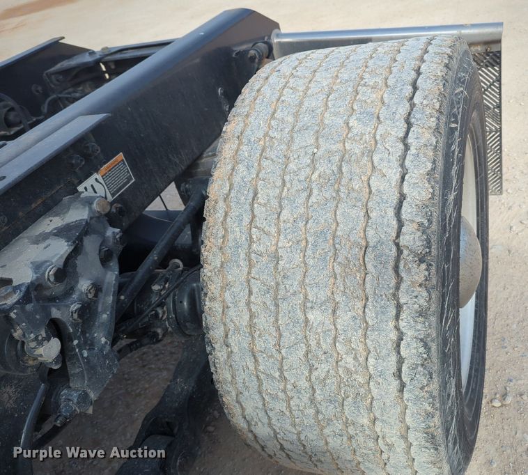 image for item NZ9277 2020 Kenworth T680 semi truck