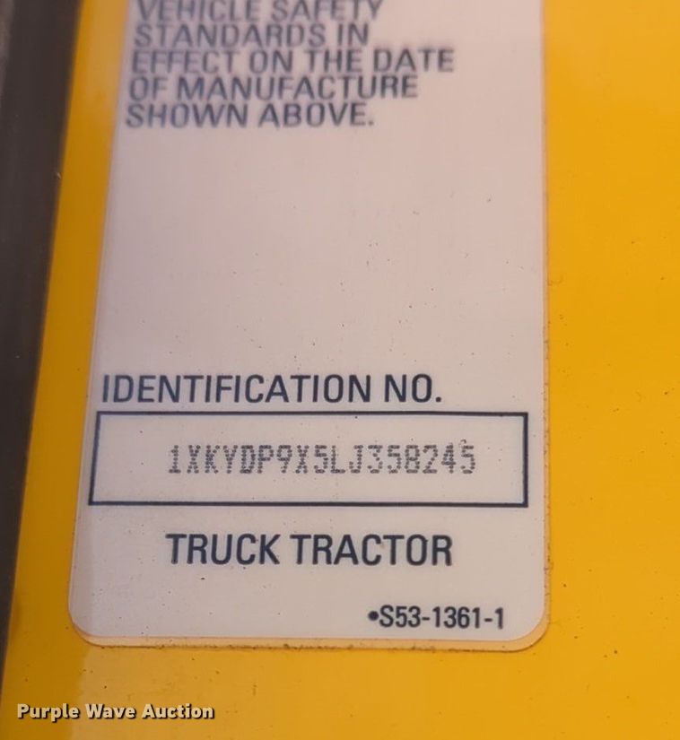 image for item NZ9277 2020 Kenworth T680 semi truck