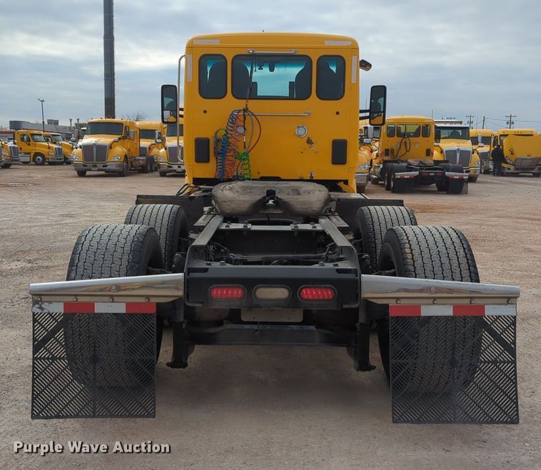 image for item NZ9278 2020 Kenworth T680 semi truck