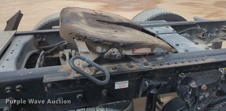 image for item NZ9278 2020 Kenworth T680 semi truck