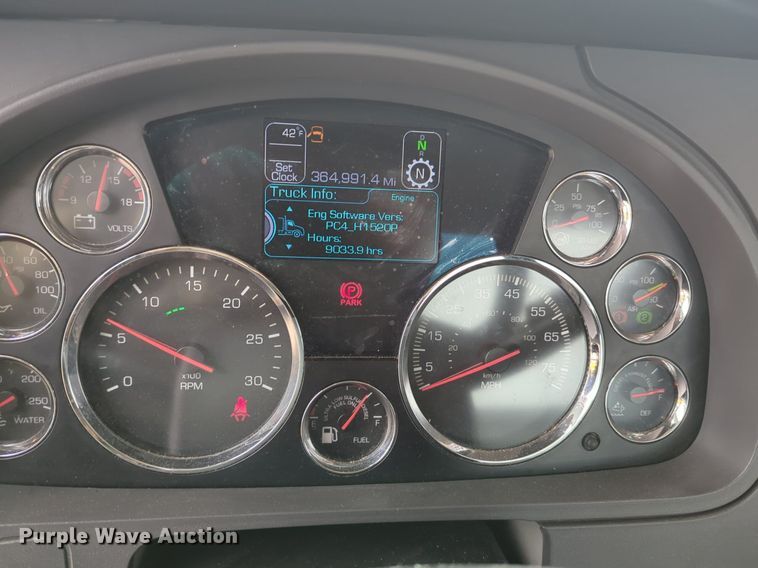 image for item NZ9278 2020 Kenworth T680 semi truck