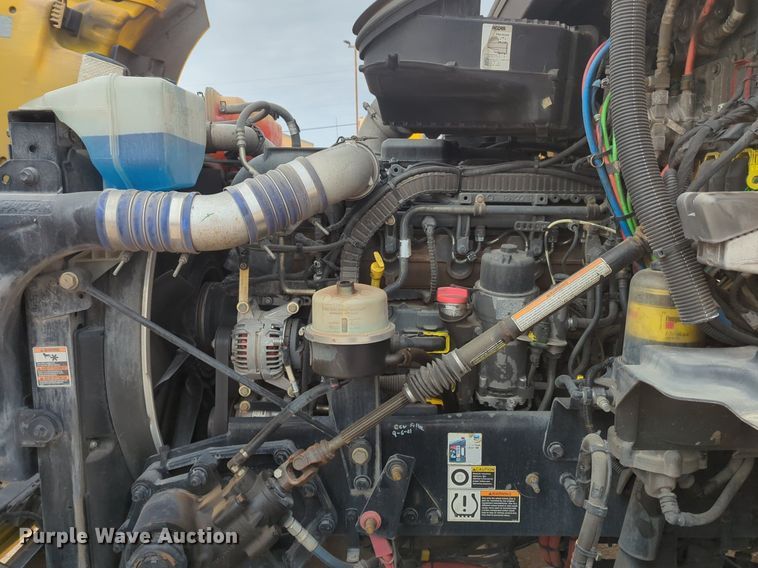 image for item NZ9278 2020 Kenworth T680 semi truck