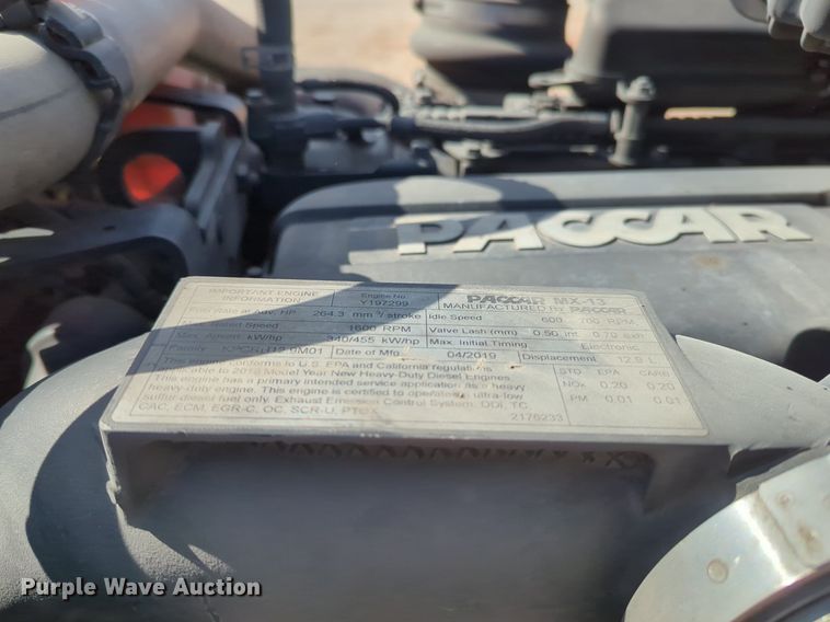 image for item NZ9279 2020 Kenworth T680 semi truck