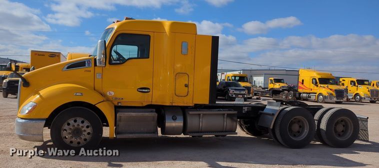 image for item NZ9287 2021 Kenworth  T680 semi truck