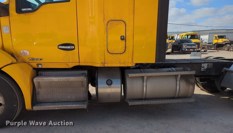 image for item NZ9287 2021 Kenworth  T680 semi truck