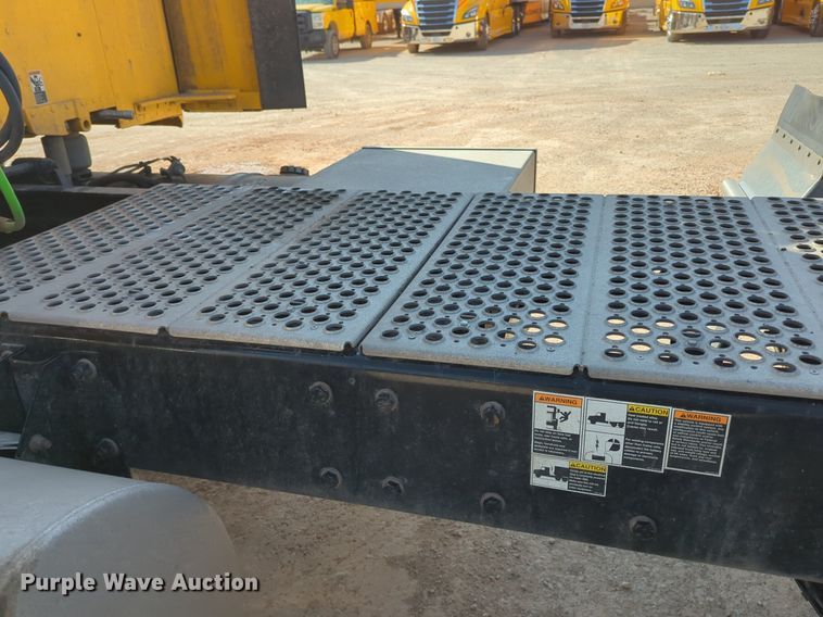 image for item NZ9287 2021 Kenworth  T680 semi truck