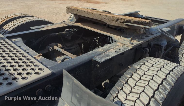 image for item NZ9287 2021 Kenworth  T680 semi truck