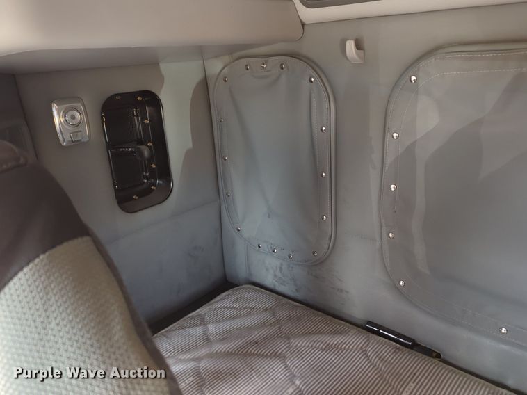 image for item NZ9287 2021 Kenworth  T680 semi truck