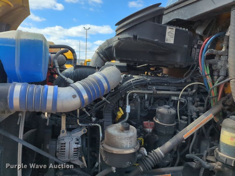 image for item NZ9287 2021 Kenworth  T680 semi truck