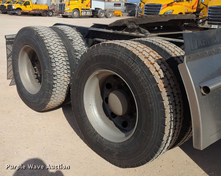 image for item NZ9287 2021 Kenworth  T680 semi truck