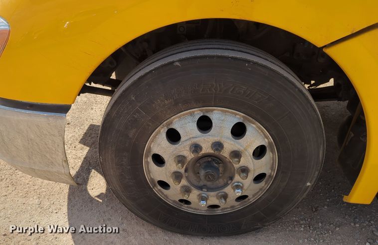 image for item NZ9287 2021 Kenworth  T680 semi truck