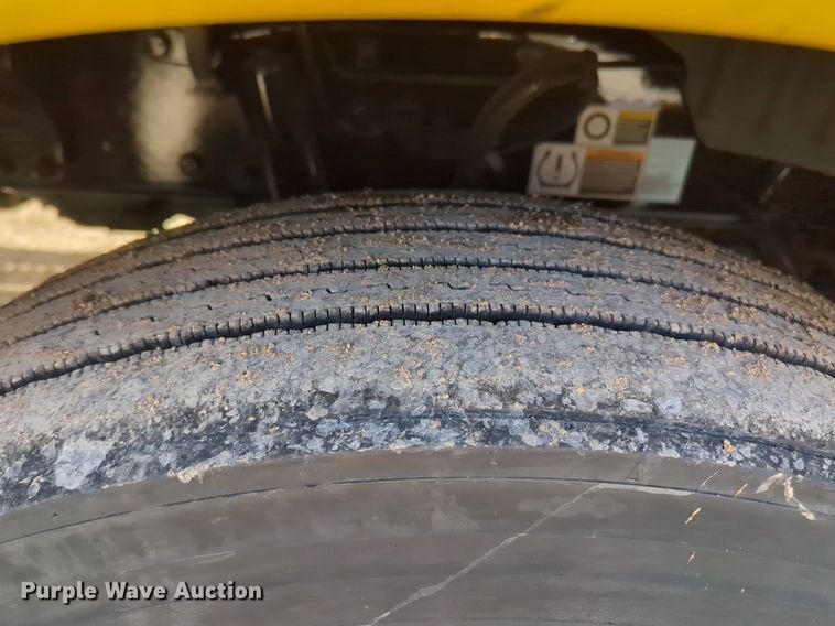 image for item NZ9292 2020 Kenworth T680 semi truck