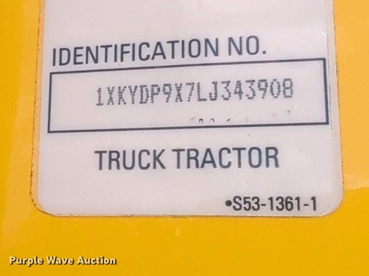 image for item NZ9292 2020 Kenworth T680 semi truck