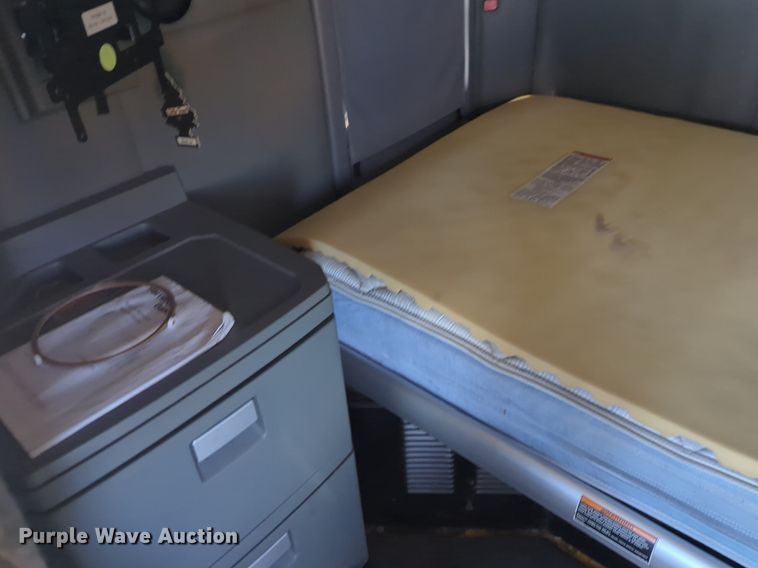 image for item NZ9293 2019 Kenworth T680 semi truck