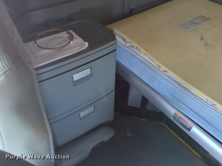 image for item NZ9293 2019 Kenworth T680 semi truck