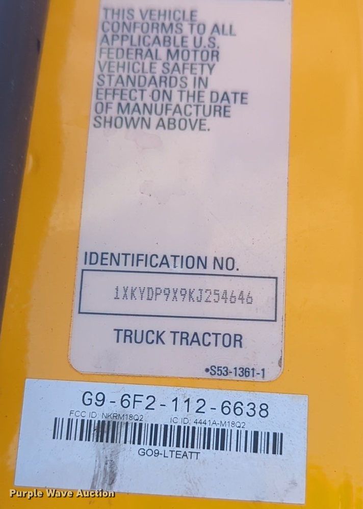 image for item NZ9293 2019 Kenworth T680 semi truck