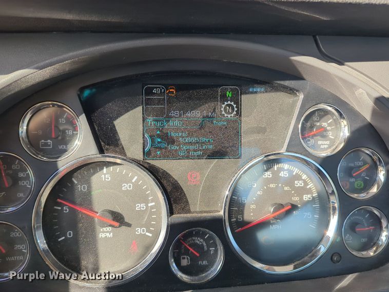 image for item NZ9294 2020 Kenworth T680 semi truck