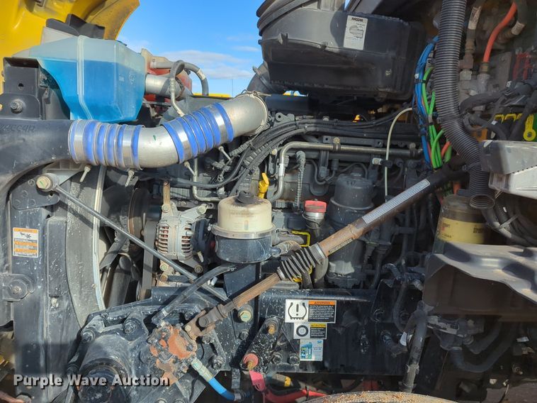 image for item NZ9294 2020 Kenworth T680 semi truck