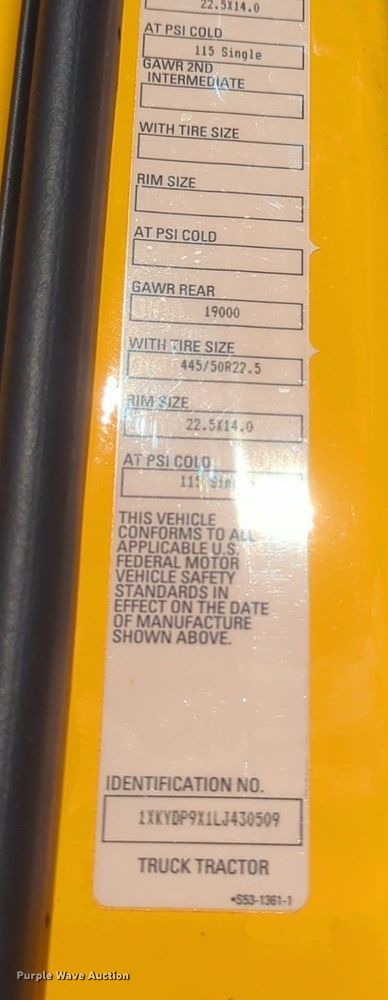 image for item NZ9294 2020 Kenworth T680 semi truck