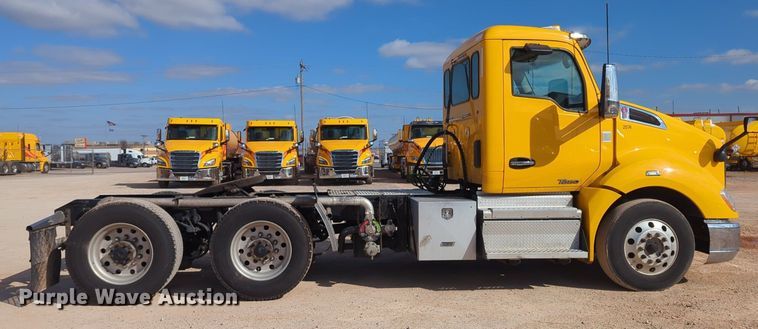 image for item NZ9295 2019 Kenworth T680 semi truck
